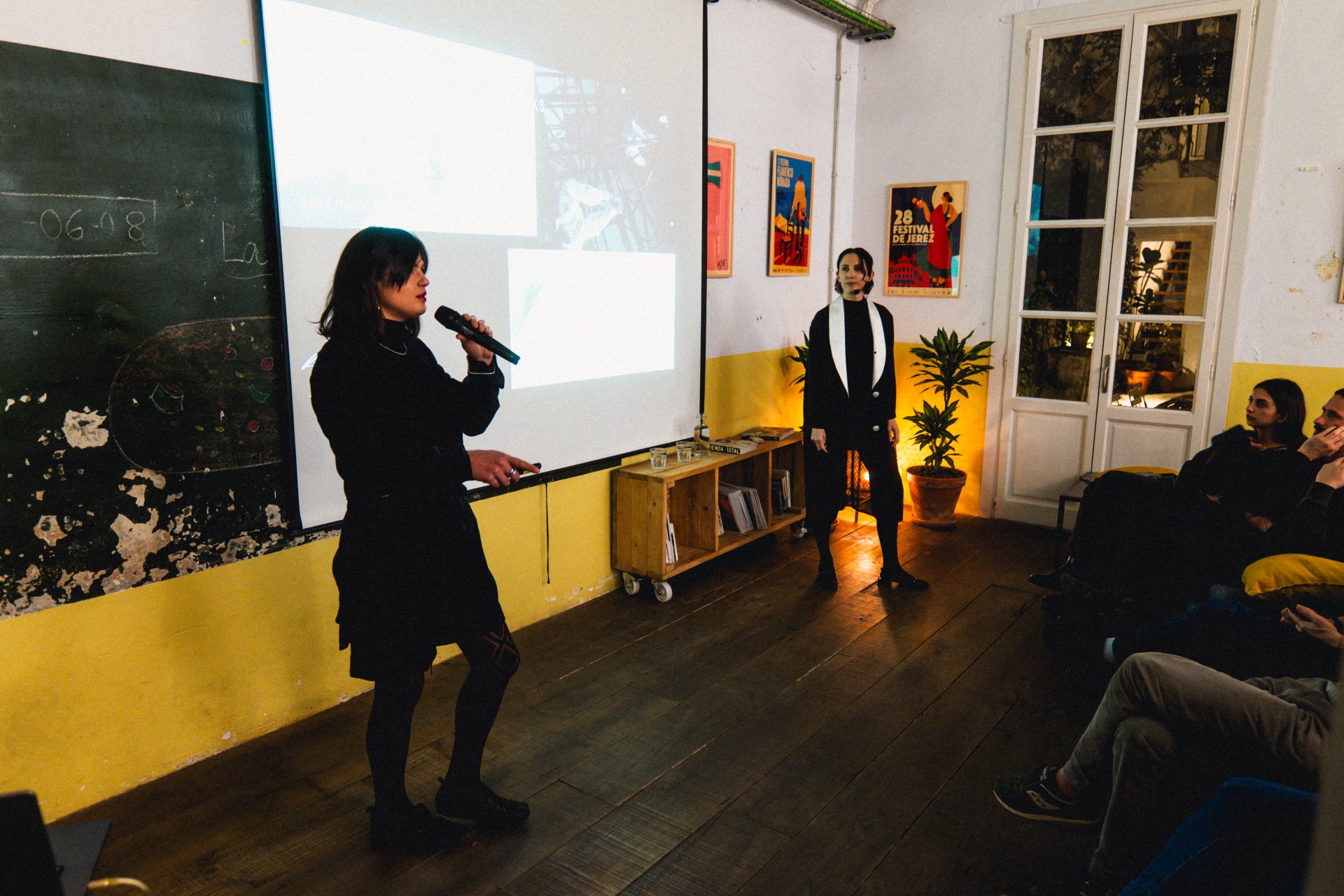 Embodied generative art